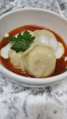 Sorrentinos con salsa Mixta