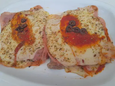 Matambre a la Pizza con guarnición (Elige una guarnición sin precio).