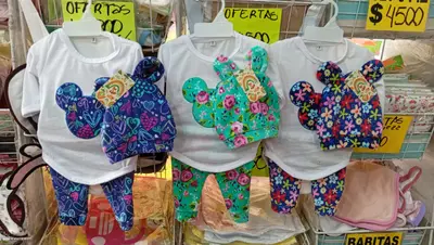 set de tres piezas de plush del 1 al 3