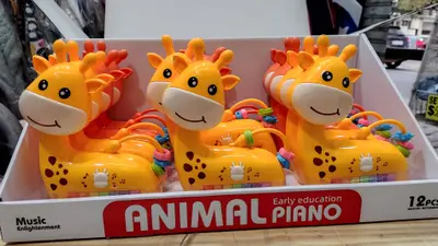 Piano musical por caja cerrada