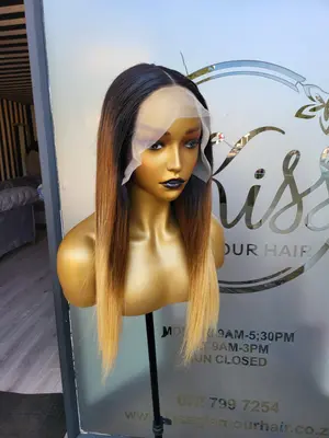 20" 3 tone glueless wig